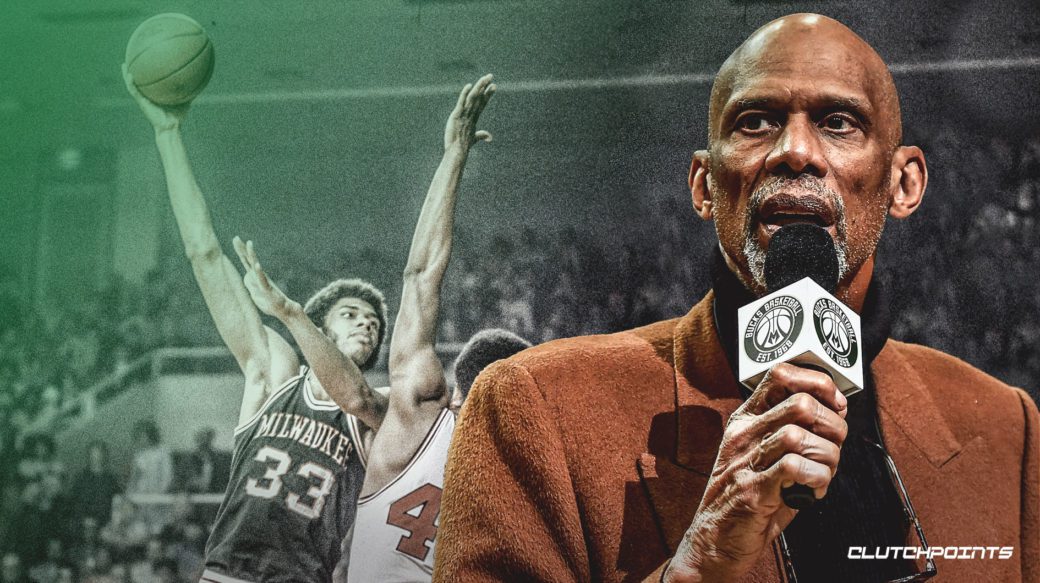Kareem Abdul-Jabbar attends Bucks playoff game, lifts 1971 championship trophy